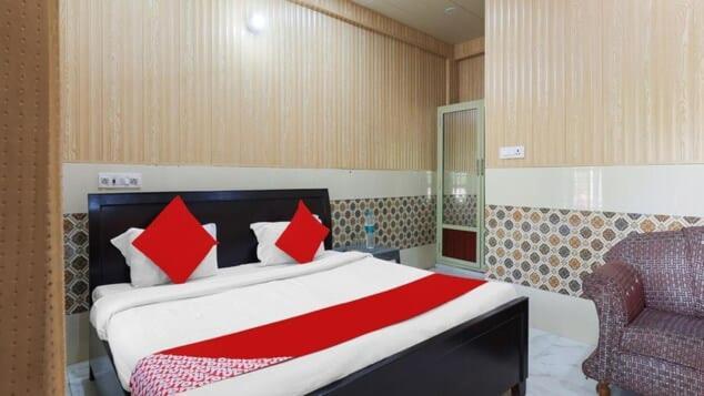 Hotel Chitrarth & Party Lawn Haldwāni Esterno foto
